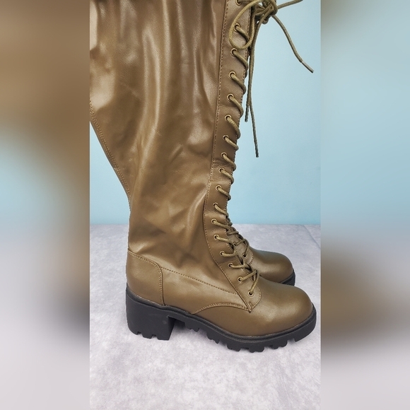 Shoedazzle‎ Balan lug boots olive green size 9.5E - Picture 7 of 14